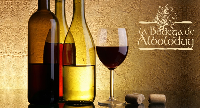 Fiesta del Mosto en las Bodegas de Alboloduy, con degustaciones de embutidos, quesos, pasteles...