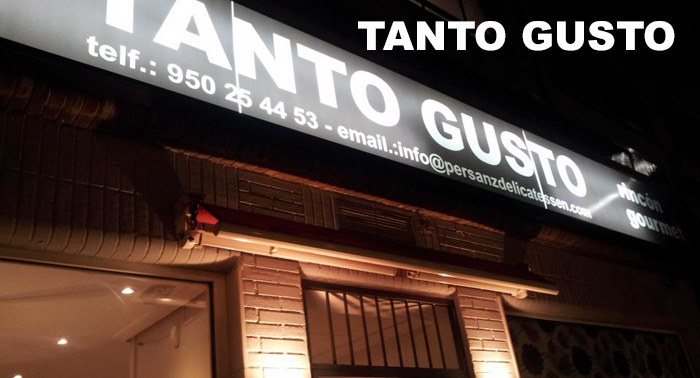 Prueba la mejor cerveza de Almería: 4 tercios FarWest  + 4 tapas gourmet
