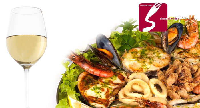 La mejor Fritura de Pescado con Ensalada Mediterránea y Botella de vino o 4 Tercios Alhambra 1925