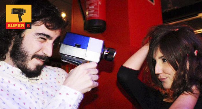 ¡Vámonos de fiesta! Botella de Ron, Ginebra, Whisky, Vodka.... + 12 refrescos en Super 8 Club