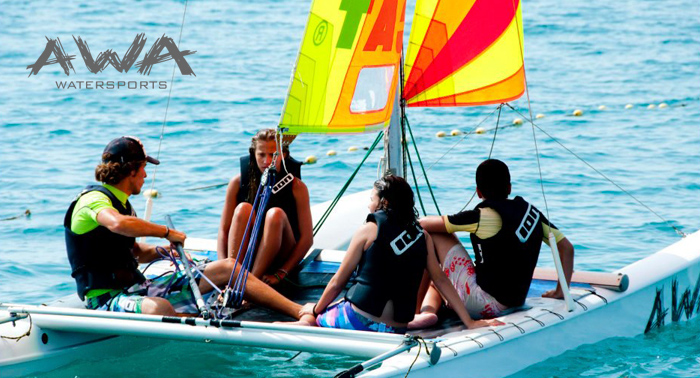Este verano Navega en un Catamarán durante 1h desde 9€, con patrón y grupos reducidos