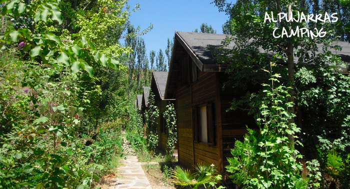 Apúntate a una escapada a la naturaleza: 1 o 2 noches en bungalow para 2 en la Alpujarra