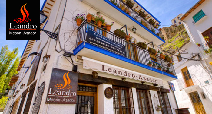 Pasa una noche inolvidable en Cazorla:Alojamiento y Almuerzo o Cena en Mesón Leandro para 2.