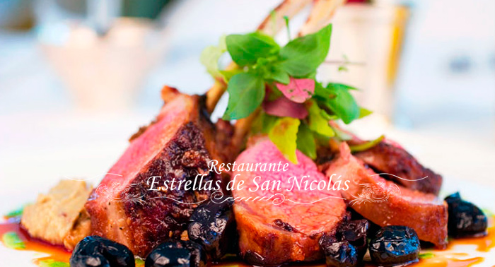 Menú gourmet con vistas a la Alhambra para 2 pers. en el Restaurante Estrellas de San Nicolas