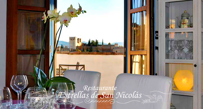 Menú gourmet con vistas a la Alhambra para 2 pers. en el Restaurante Estrellas de San Nicolas