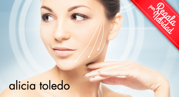 Piel luminosa para estas navidades: Tratamiento facial  y limpieza manual por sólo 15€