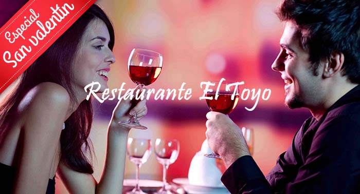 Cena de San Valentín con Música en directo: 6 Entrantes + 2 Platos + Postre, Bebidas y 2 Copas.