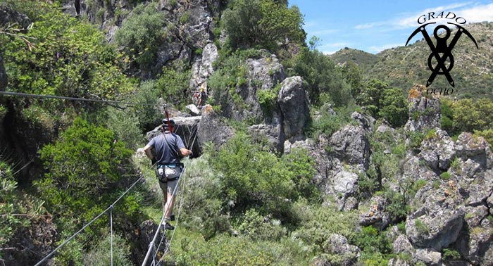 Circuito Multiaventura de dos tirolinas, puente tibetano, rappel.. ¡Descubre estás actividades!