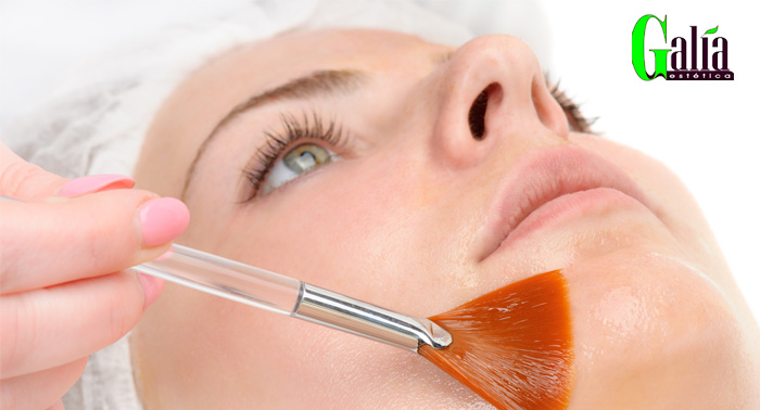 Despídete de las arrugas de forma efectiva y profesional: Peeling Químico 