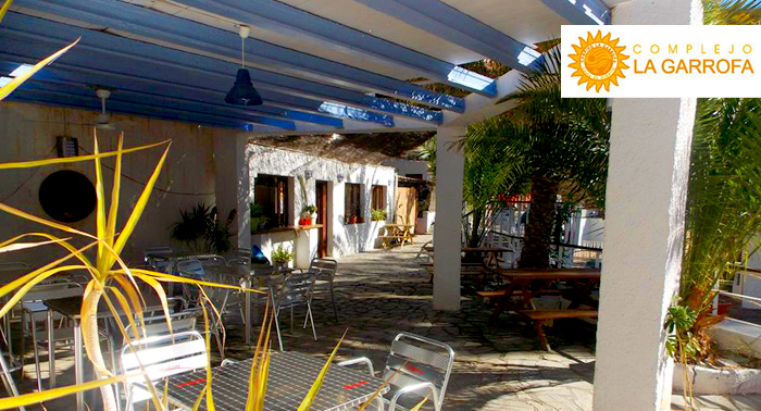 Entrecot de Ternera con Guarnición o Langosta de 1kg + Bebidas junto a la Playa