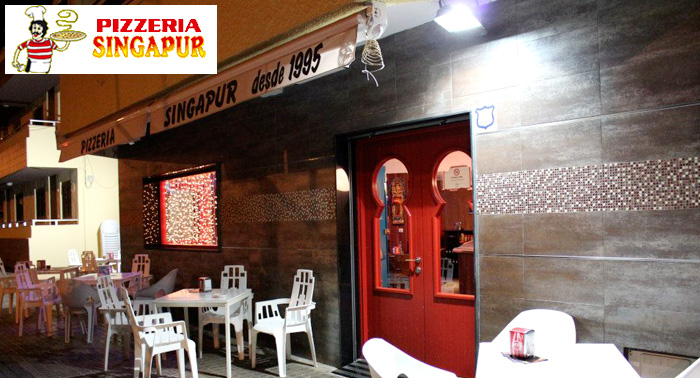 Tu Pizza Familiar + 2 Bebidas en 4 localizaciones diferentes en Pizzería Singapur