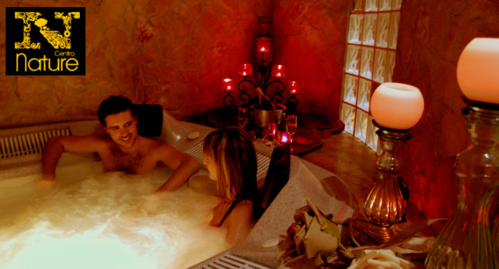 Para 2 personas: Masaje Relajante con Aromaterapia + Jacuzzi Privado Cava y Bombones