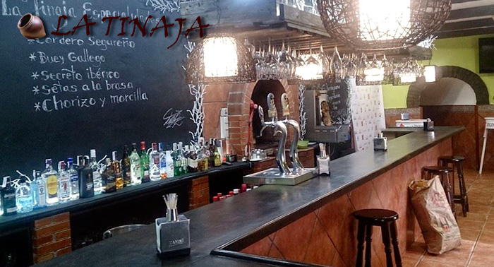 El menú degustación para 2 en La Tinaja: Entrantes + Plato Principal + Bebidas + Postre