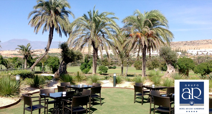 ¡Celebra un amor de 5 Estrellas! Alojamiento con Desayuno Buffet en vivo + Spa + Cava