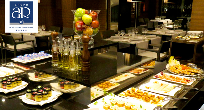¡Celebra un amor de 5 Estrellas! Alojamiento con Desayuno Buffet en vivo + Spa + Cava