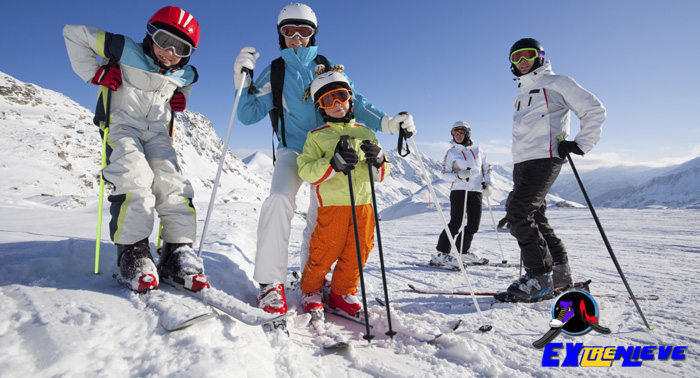 Aprende a esquiar con este Curso de Esquí o Snowboard con material incluido en Sierra Nevada