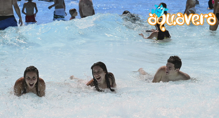 Termina el verano de la forma más refrescante y divertida: ¡¡ven al Aquavera!!