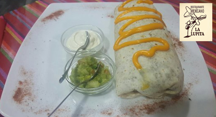 Auténtico sabor méxicano en tu mesa: 1 Bebida + Nachos + Burrito o Chimichanga para 1 persona