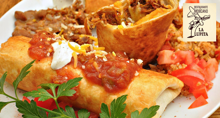 Auténtico sabor méxicano en tu mesa: 1 Bebida + Nachos + Burrito o Chimichanga para 1 persona