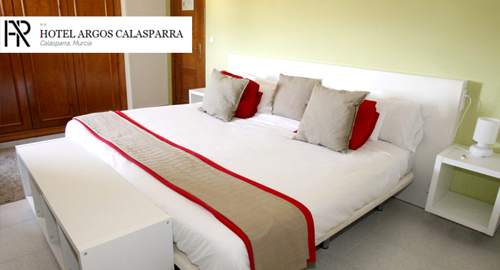 Hotel rural con encanto en Calasparra, Murcia, para 2 personas: Alojamiento con opción a MP