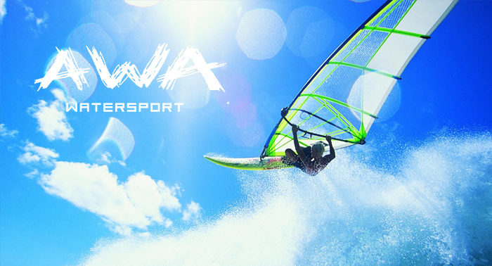 ¡Haz del viento pura emoción prácticando Windsurf! Bautismo o Curso de Perfeccionamiento
