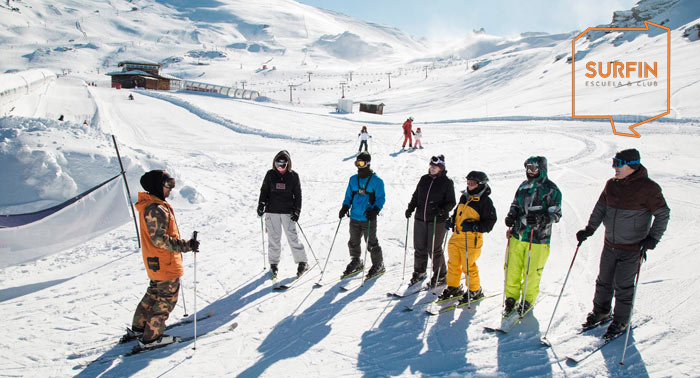 ¡Disfruta al máximo de Sierra Nevada! Curso Grupal de Esquí o Snow + Equipo