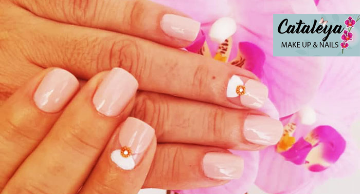 ¡Luce unas uñas de ensueño! Manicura Rusa Combinada + Esmaltado Semipermanente o Uñas Acrigel