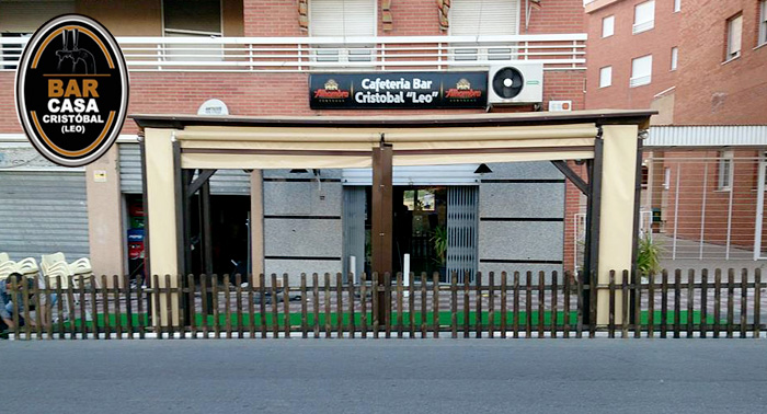 Tapeo para 2 personas: 4 Cañas + 4 Tapas + Ración de la casa, en Casa Cristóbal