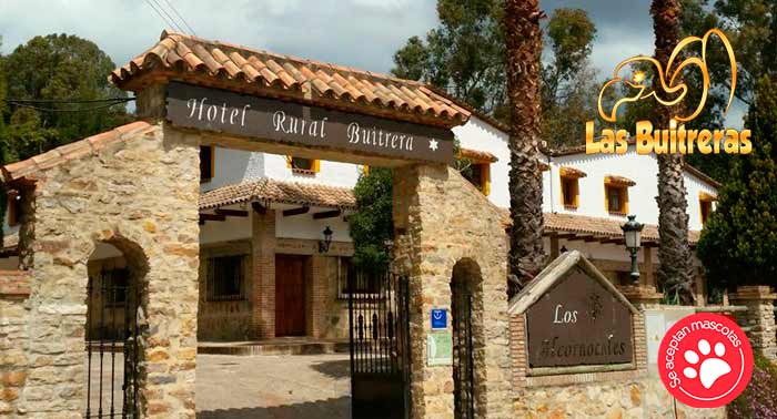 Escapada Malagueña para 2 personas: 2 Noches de Alojamiento + Desayunos en Hotel Las Buitreras