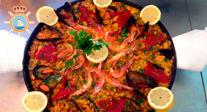 Delicioso Menú para 2 pax: Paella Mixta o Fritura de Pescado en el Club Náutico Roquetas de Mar