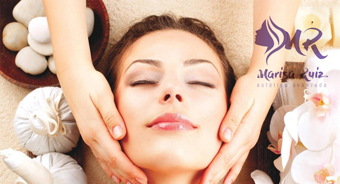 Regálate belleza y mima tu rostro: Tratamiento Facial Deluxe con Masaje de Aromaterapia