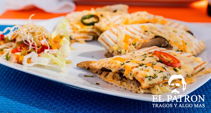 ¡Delicioso Menú Mexicano para 2 personas en El Patrón de la Plaza del Mar en Retamar!