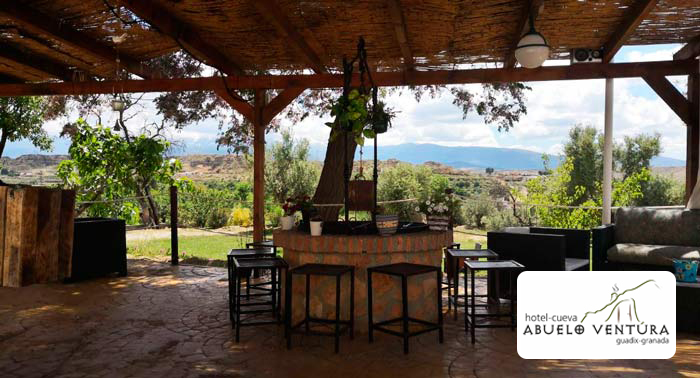 ¡Vive una experiencia única! Alojamiento en Hotel Cueva de Guadix + Coctail de Bienvenida 