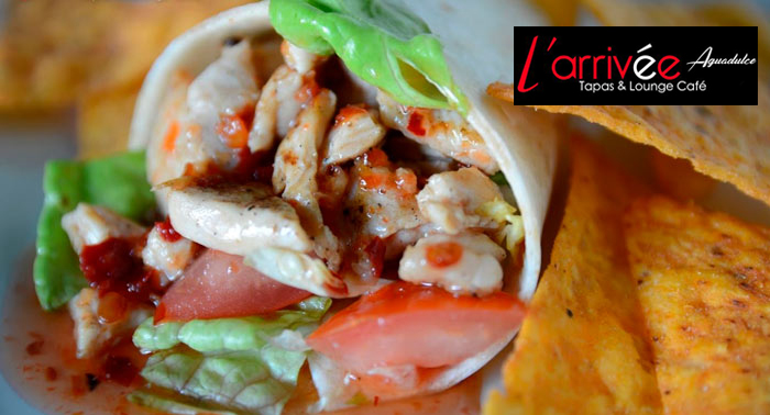 ¡Delicia para tu paladar! Menú Gourmet: 4 Tapas + 4 Bebidas + 2 Postres en L'arrivée Aguadulce