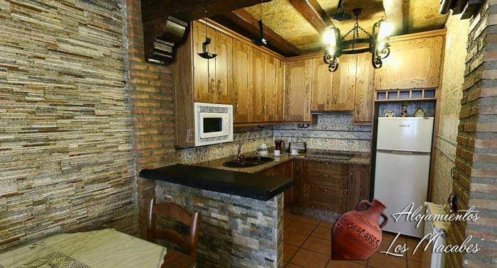 ¡Desconecta en plena naturaleza! Para 2 o 4 personas: 2 Noches de Alojamiento en Casa Rural 