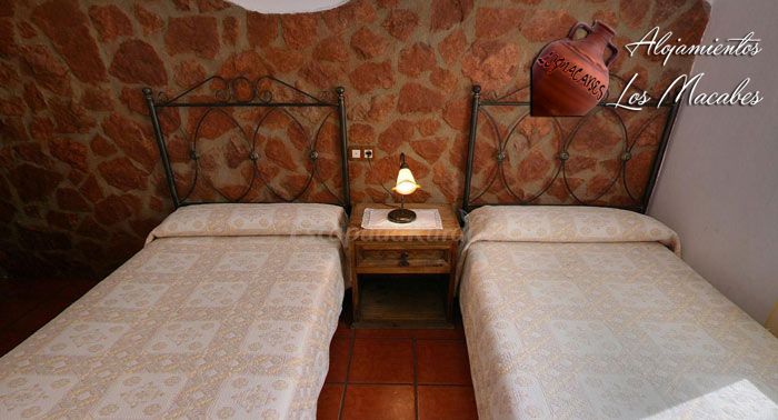 ¡Desconecta en plena naturaleza! Para 2 o 4 personas: 2 Noches de Alojamiento en Casa Rural 