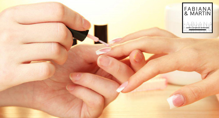 ¡Tu mejor plan de belleza! Manicura Permanente + Pedicura Permanente + Masaje Drenante