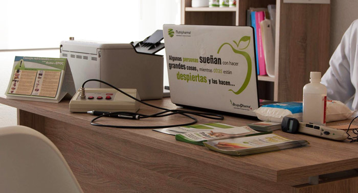 ¡Cuídate con Nutripharma! Consulta Completa de Nutrición + Acupuntura Láser Indolora