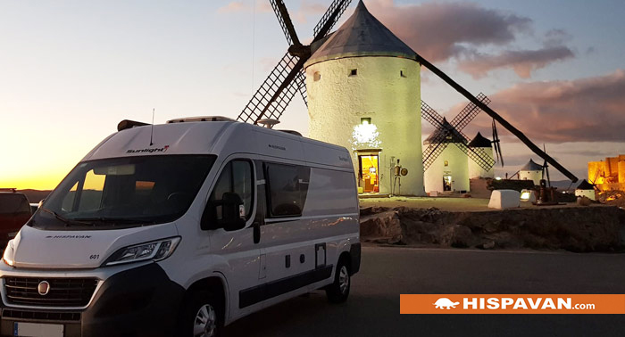¡Regala una aventura sobre ruedas! Alquiler de Autocaravana de 4 Plazas durante 4 Noches 