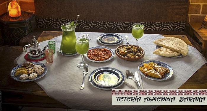 ¡Delicioso Menú Árabe para 2 personas con vistas a la Alcazaba en Tetería Almedina Baraka!