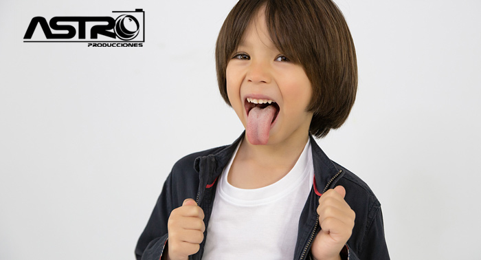 ¡Regalo especial! Reportaje Fotográfico en Estudio o Exteriores con 10 Fotos Digitales