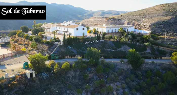 ¡Regala una escapada rural a Taberno! Para 2 o 4 personas: 2 Noches de Alojamiento + Detalle 