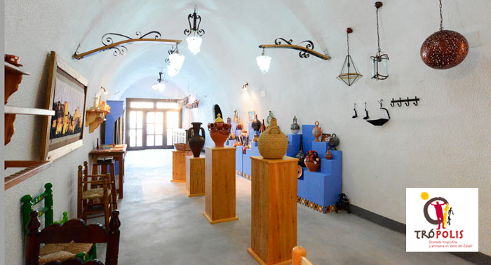 ¡Crea tu propio pan en una cueva! Visita Guiada en el Centro de Interpretación + Taller de Pan 