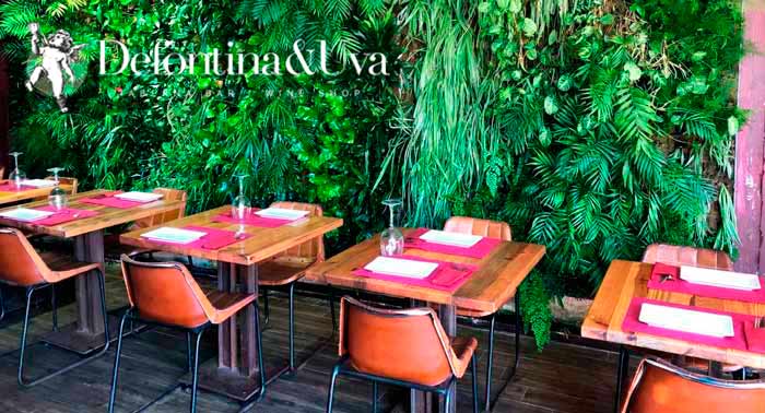 ¡Deliciosa experiencia! 2 Hamburguesas Gourmet + 2 Bebidas + 2 Postres en Defontina & Uva