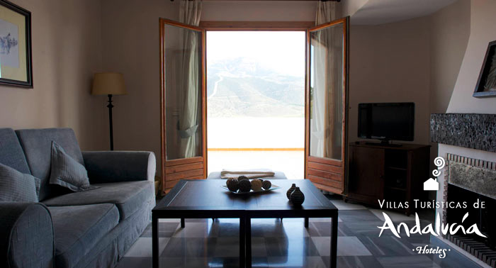 ¡Enamora con encanto! Alojamiento + Desayuno o MP en Villa Turística de Laujar de Andarax