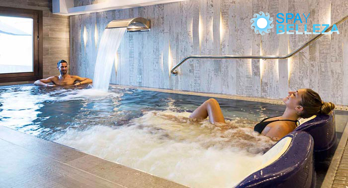 ¡Déjate mimar! Spa Catalonia Ronda con opción a Masaje de 15 o 25 min + Copa de Cava + Cena
