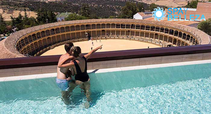 ¡Déjate mimar! Spa Catalonia Ronda con opción a Masaje de 15 o 25 min + Copa de Cava + Cena
