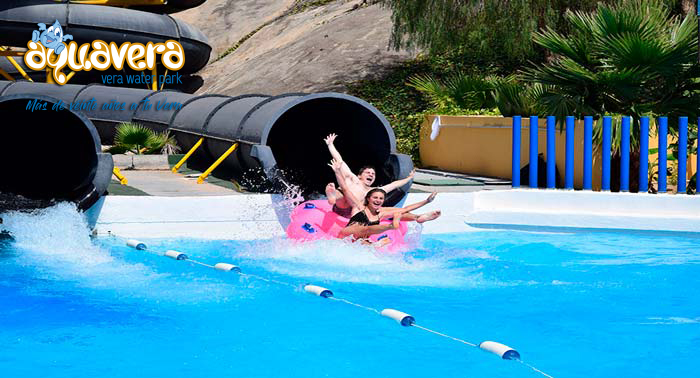 ¡Pasa un día de lo más refrescante y divertido en el Parque Acuático Aquavera!