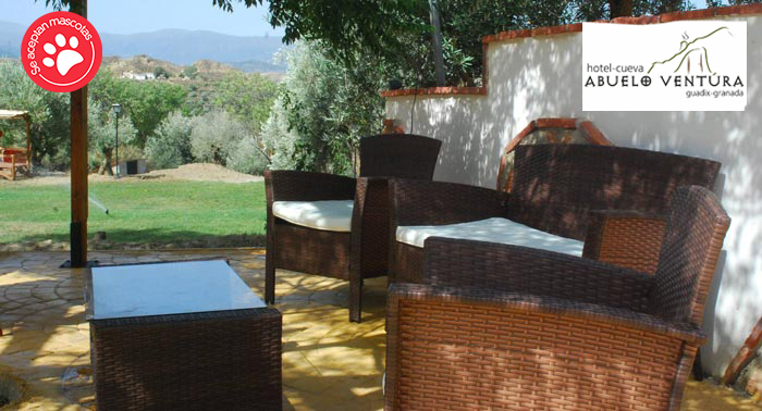 ¡Vive una experiencia única! Alojamiento en Hotel Cueva de Guadix + Cocktail de Bienvenida 