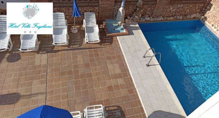 ¡Descubre Frigiliana en pareja! 2 o 3 Noches + Visita Guiada de 90min al Casco Antiguo